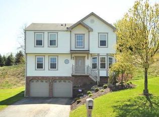 105 Markwood Dr, Canonsburg, PA