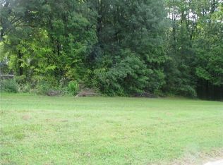 951 Brentwood St, High Point, NC 27260