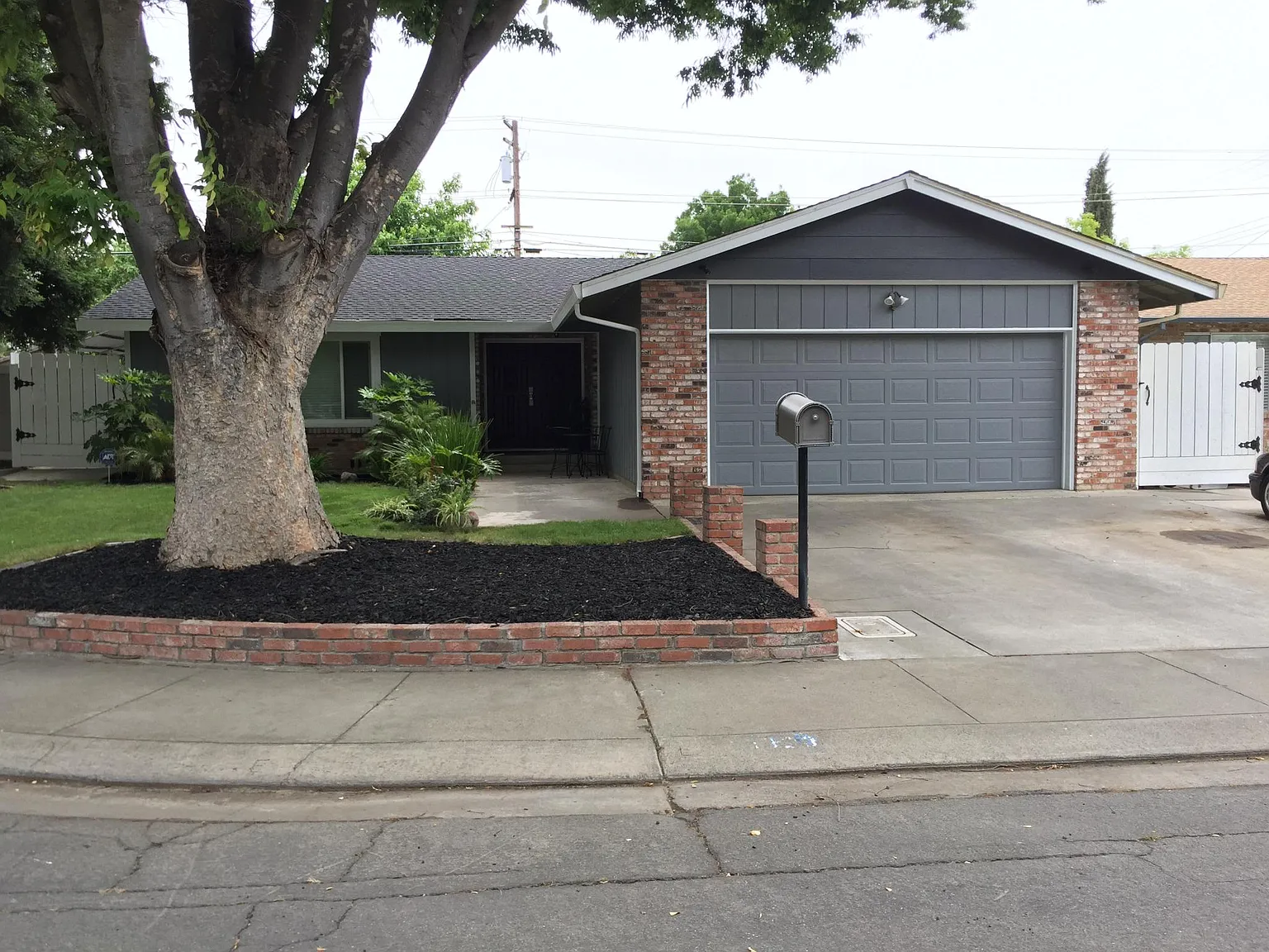 3320 McGerry St photo 1