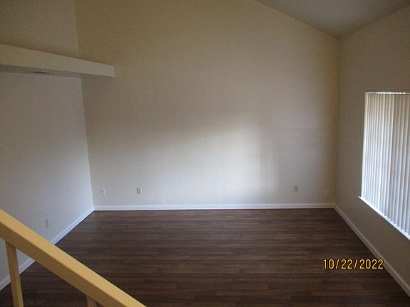 3rd image of 6676 El Capitan Cir