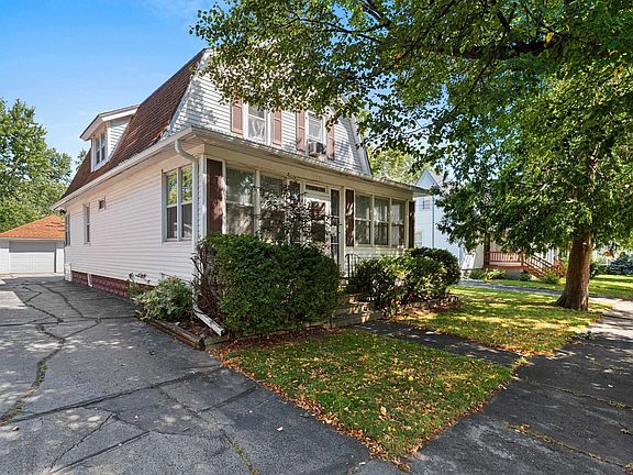 5th image of 1331 Porlier St