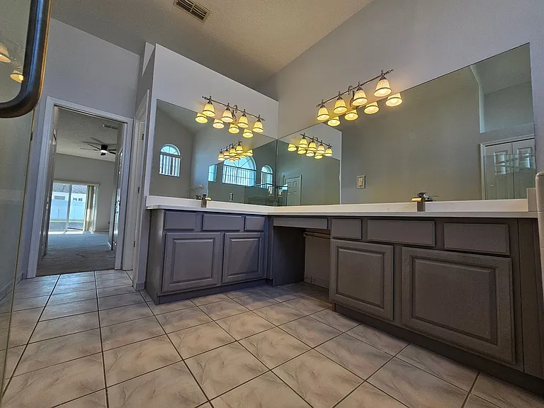 6506 Canterlea Dr — Photo 13