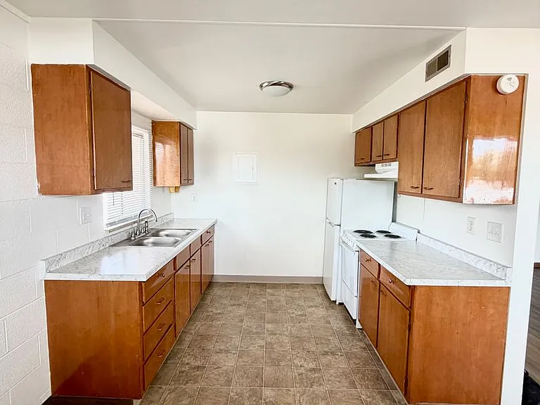 206 W Abriendo Ave — Photo 19