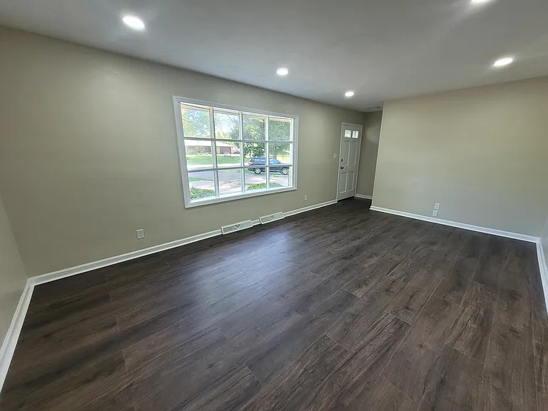 4120 Mallard Dr — Photo 6