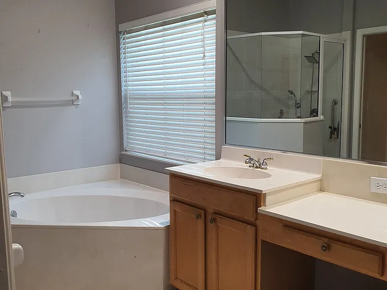6619 Copper Ridge Trl — Photo 15
