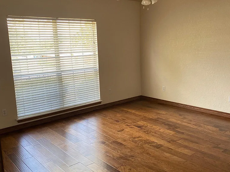 15144 Scottsdale Xing — Photo 9