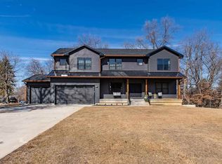 2442 Copi Rd NW, Tiffin, IA 52340