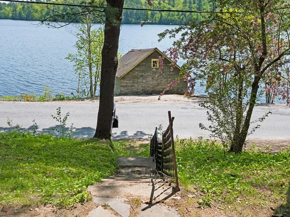 319 Greenwood Road, Greenwood, ME 04255