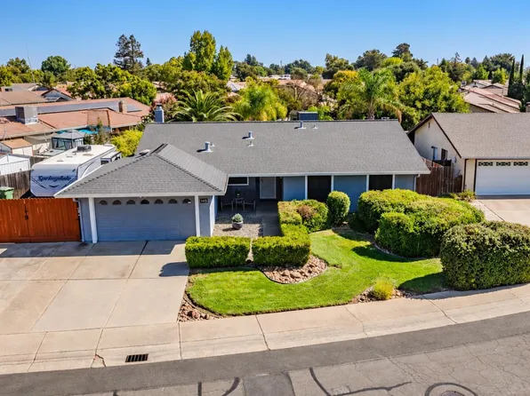145 Emerald Dr, Galt, CA 95632