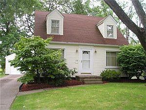 2nd image of 358 Willard Ave NE