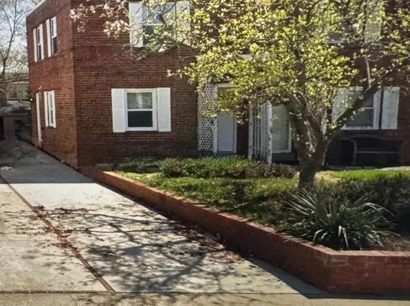 851 S Ivy St, Arlington, VA 22204