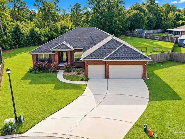 1315 Ballistic Tip Ct, Cantonment, FL 32533