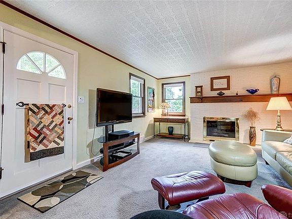 5th image of 3131 Fairway Dr