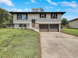 1931 S Leslie Dr, Independence, MO 64055
