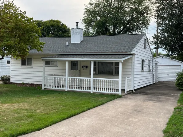 1718 W Granview Dr, Quincy, IL 62301