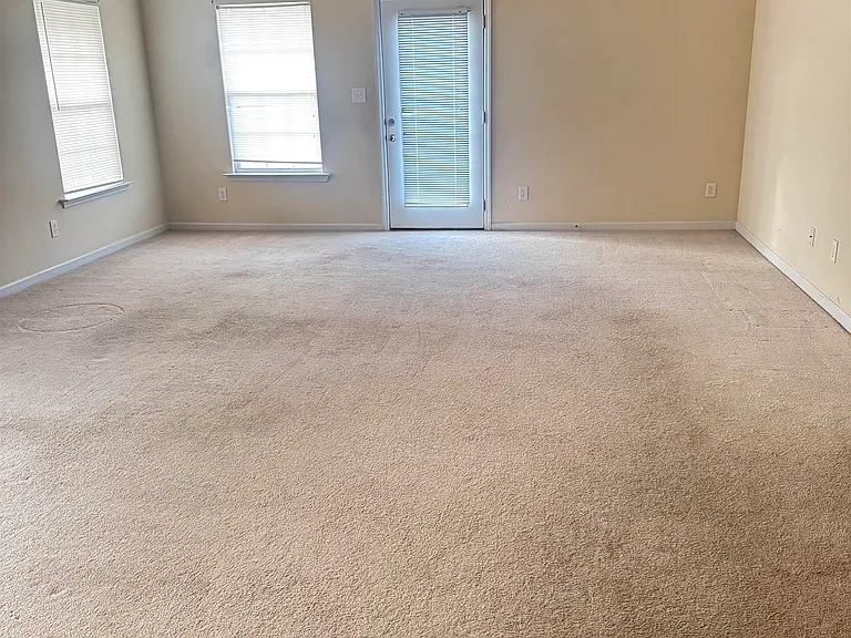 409 Summer Cove Cir NW — Photo 2