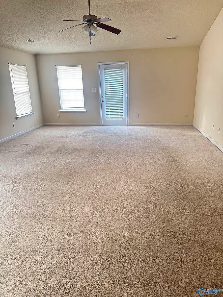 Building Photo - 409 Summer Cove Cir NW