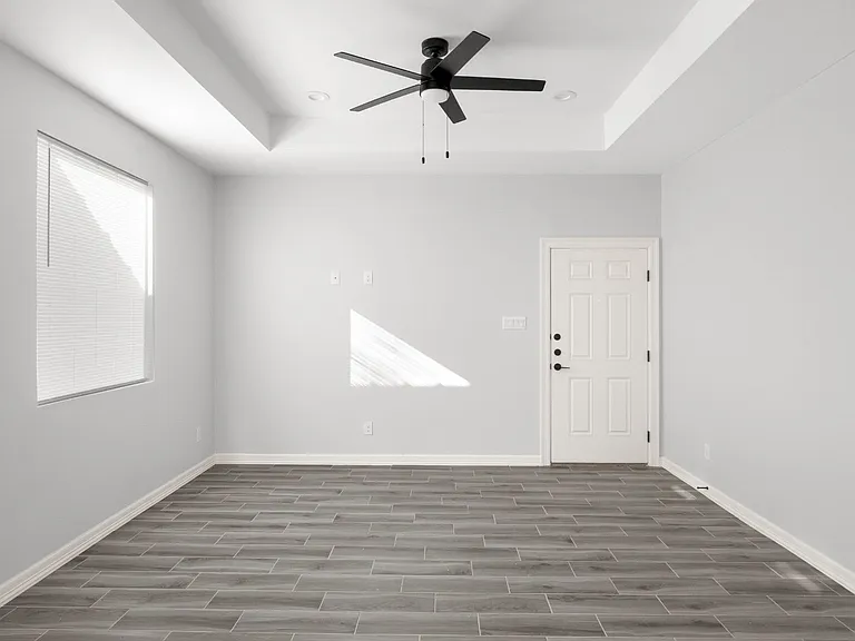 508 N Onyx Ave #1 — Photo 4