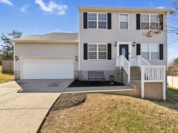 640 Woodland Hills Dr, La Vergne, TN 37086