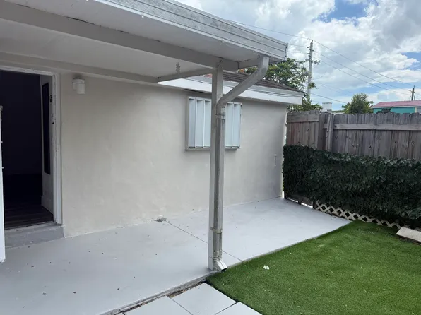 (undisclosed Address), Miami, FL 33126