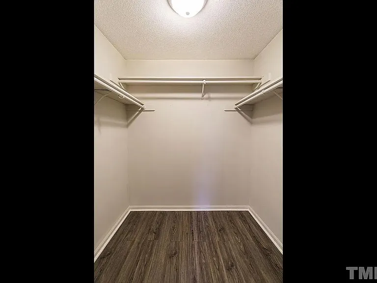 1219 Fernridge Dr — Photo 20