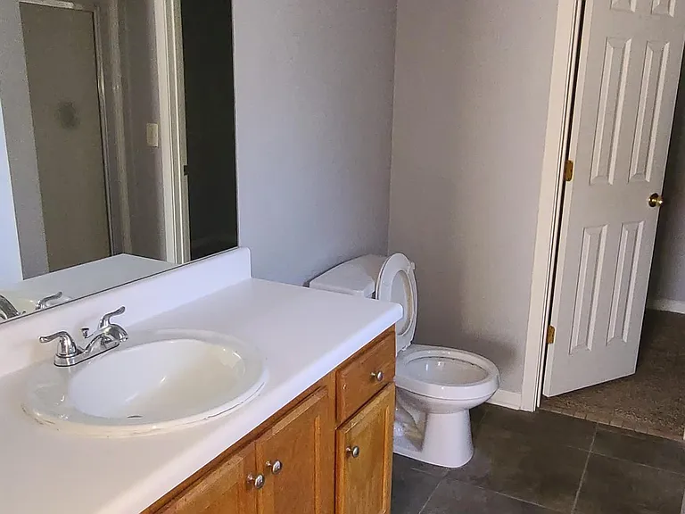 30 Princeton Ct — Photo 9