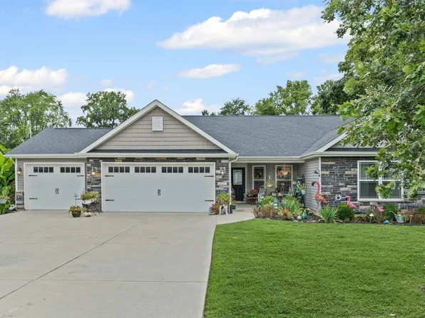 127 E Vine St, Delphi, IN 46923