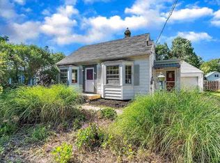 1318 Bookness St, Midland, MI 48640