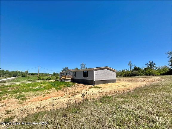 2nd image of 2323 Lee Road 165