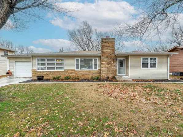 336 Hunton Rd, El Dorado, KS 67042