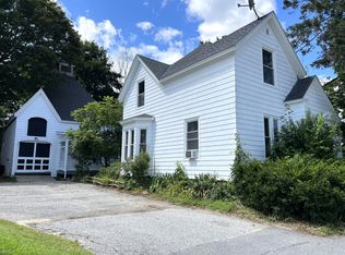 46 Winter St, Auburn, ME 04210