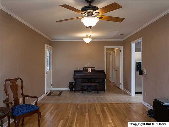 3rd image of 10018 Allison Dr SE
