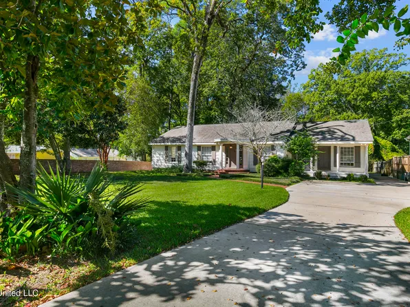 3927 Eastline Dr, Jackson, MS 39211