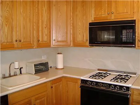 Sold by Warburg | media 21