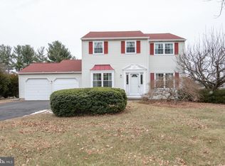 70 Savage Dr, Langhorne, PA 19053