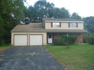 11 Liberty Ct, Glenmont, NY 12077