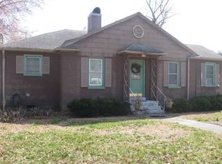 114 E Bayshore Blvd, Jacksonville, NC 28540