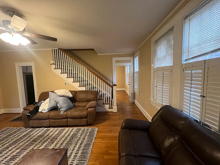 123 S Pickens St — Photo 23
