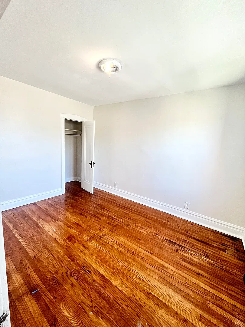 2 bed, 1100 sqft, $1,650 — Photo 4