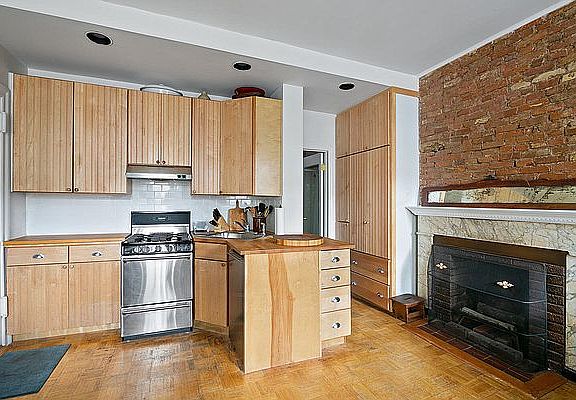 3rd image of 5 Charles St #3RR