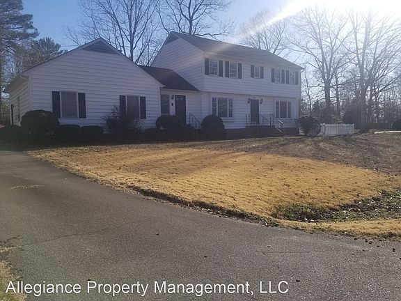 2nd image of 3401 Horseshoe Dr