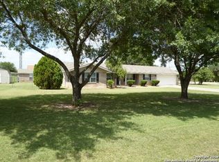 10607 Saltillo Flt, Helotes, TX 78023