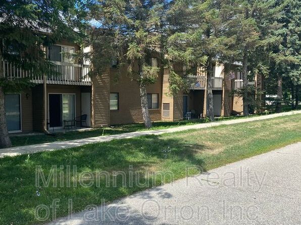 25 Louck St APT 4