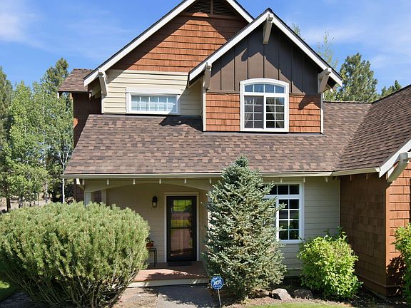 2nd image of 19350 SW Laurelhurst Way