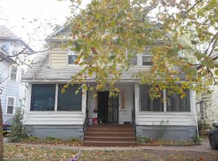 10207 Parkgate Ave, Cleveland, OH 44108