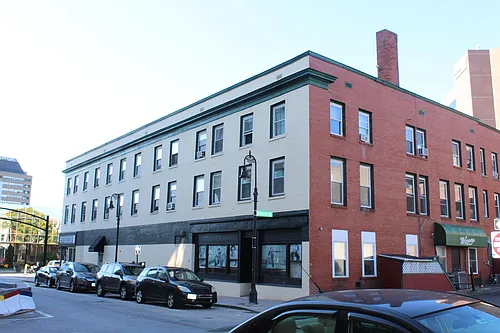 1101 Elm St #203 Photo 1