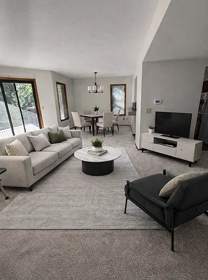 Washington West Apartments — Photo 6