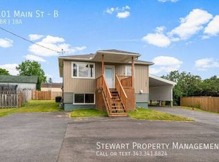 101 Main St E #B, Mississippi Mills, ON K0A1A0