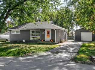 1245 NE 50th Pl, Des Moines, IA 50313