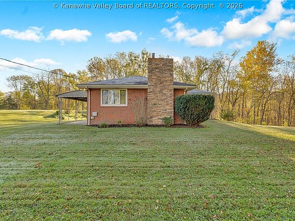 5th image of 9097 Point Pleasant Rd